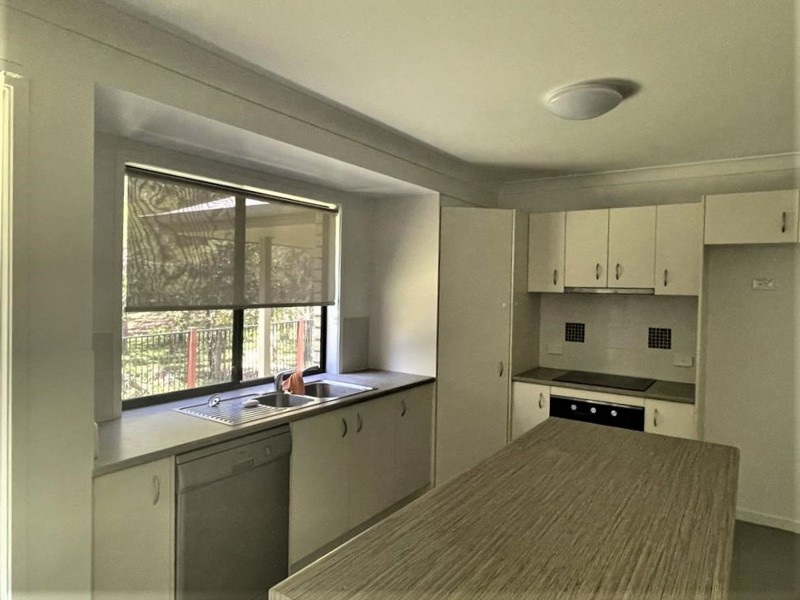 12 Forest View Way, Little Mountain QLD 4551