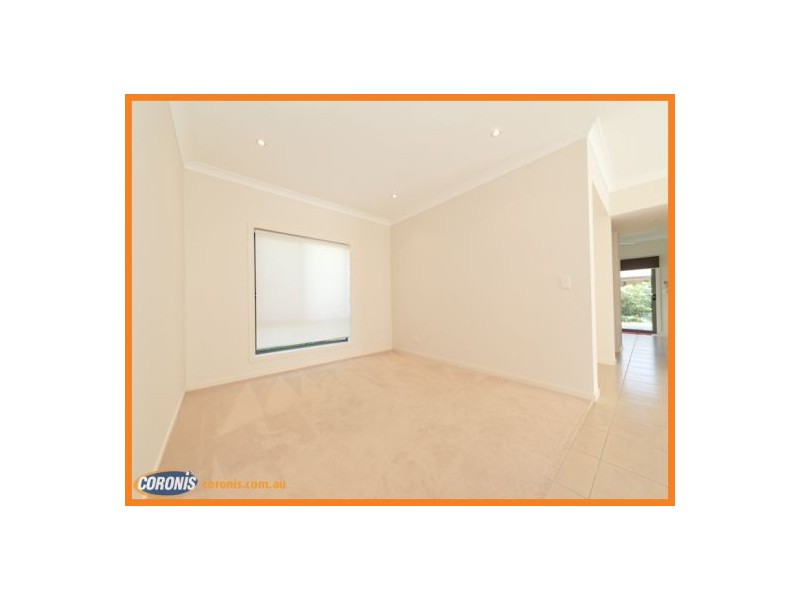 30 Little Mountain Drive, Little Mountain QLD 4551