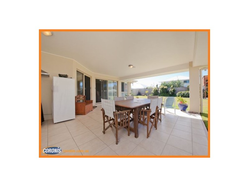 22 Bellanboe Circuit, Pelican Waters QLD 4551