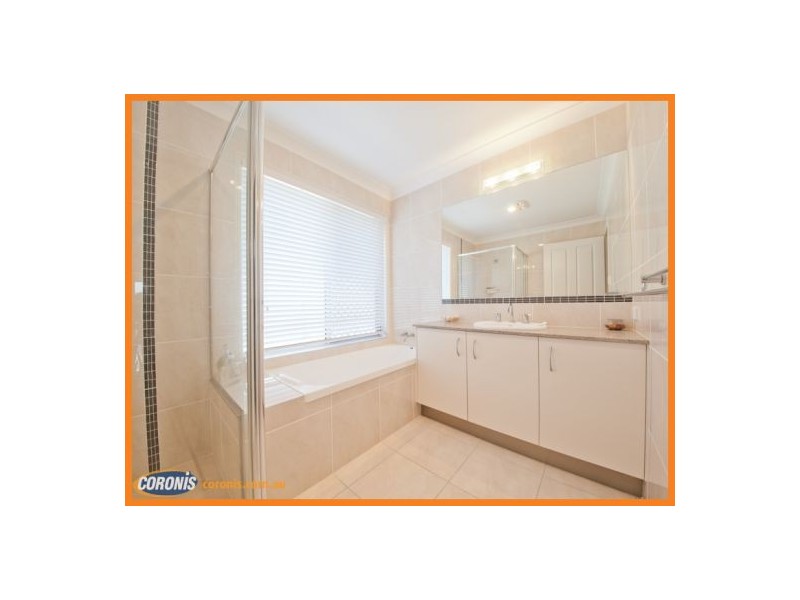 22 Bellanboe Circuit, Pelican Waters QLD 4551