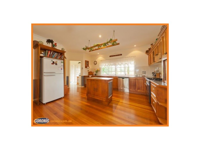 5 Scribble Gum Close, Mooloolah Valley QLD 4553