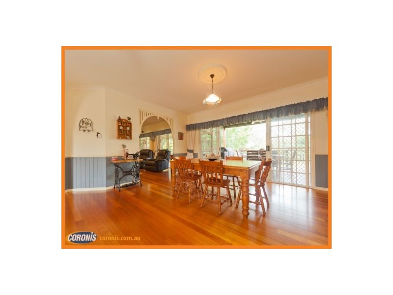 5 Scribble Gum Close, Mooloolah Valley QLD 4553