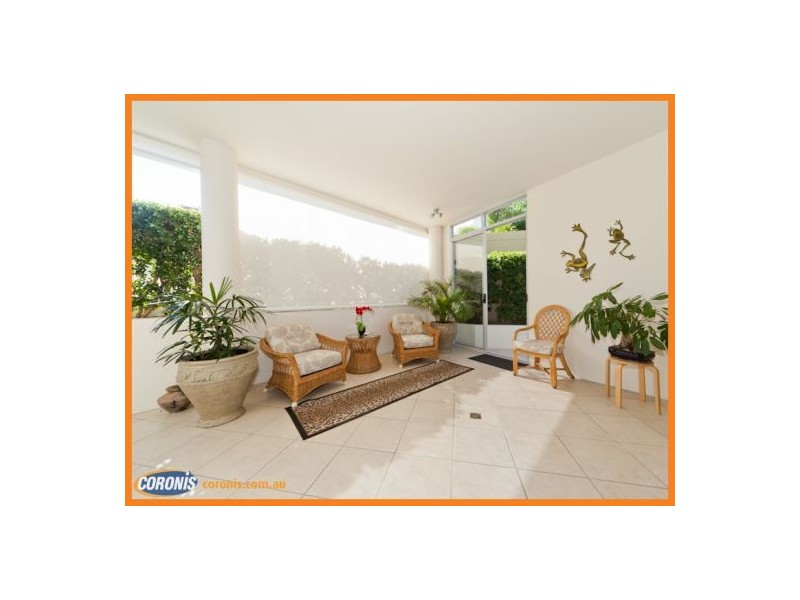 2/93 Landsborough Parade, Golden Beach QLD 4551