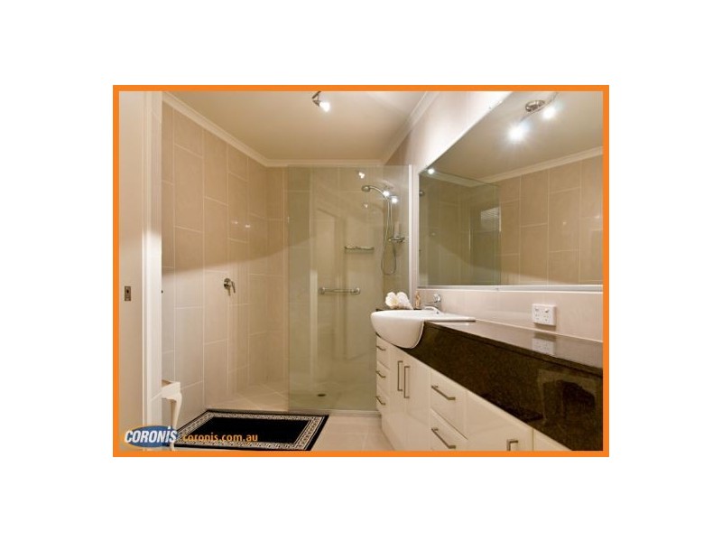 2/93 Landsborough Parade, Golden Beach QLD 4551