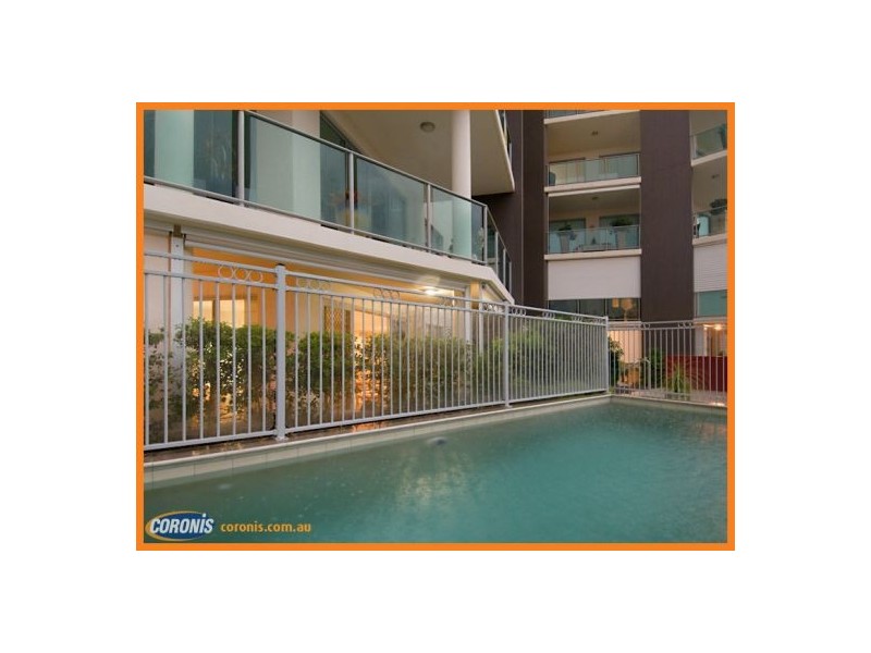 2/93 Landsborough Parade, Golden Beach QLD 4551