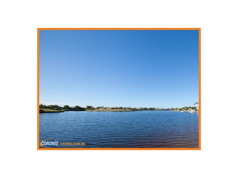 4 Maldives Place, Kawana Island QLD 4575