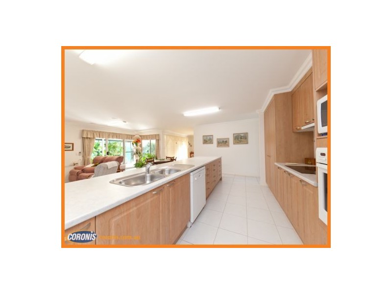 7 Coolamon Crescent, Beerwah QLD 4519