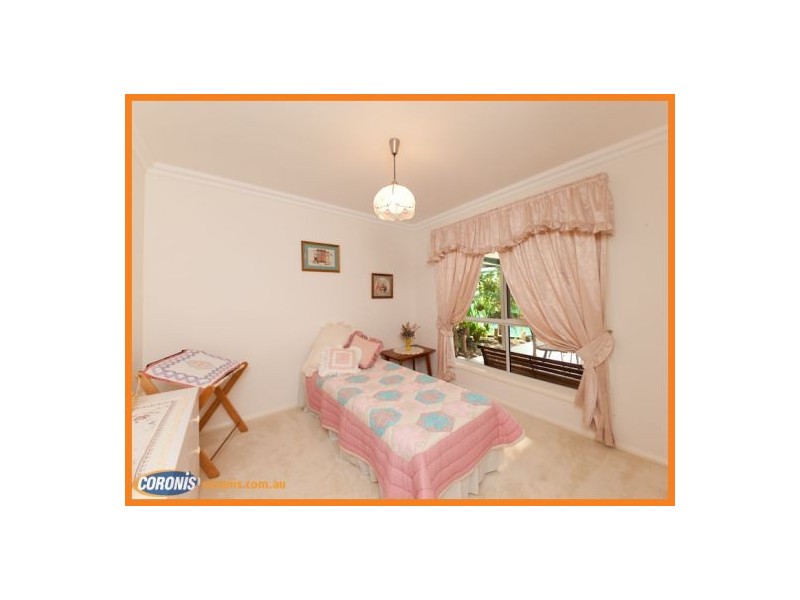 7 Coolamon Crescent, Beerwah QLD 4519