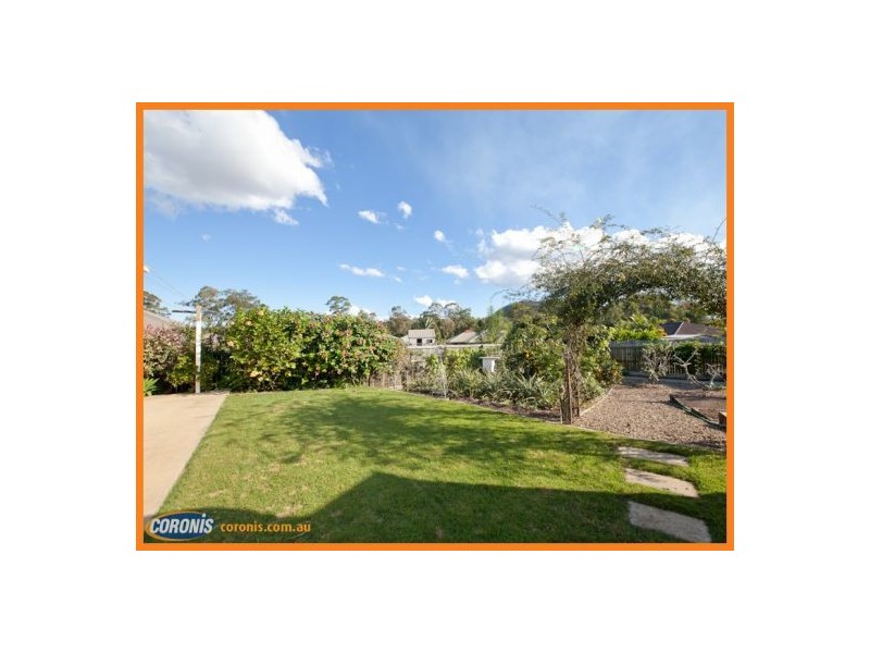 7 Coolamon Crescent, Beerwah QLD 4519