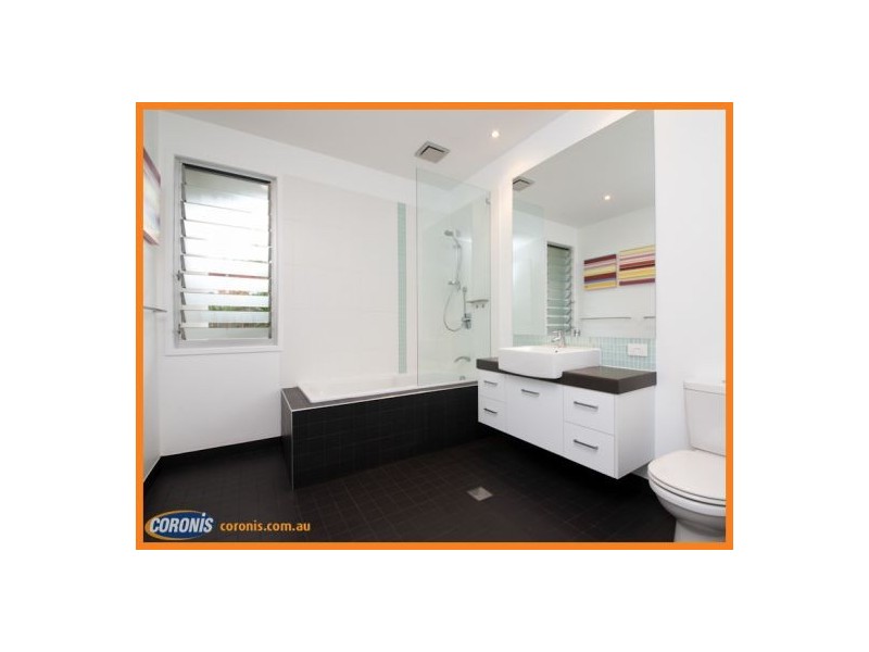 106 Sunset Drive, Little Mountain QLD 4551