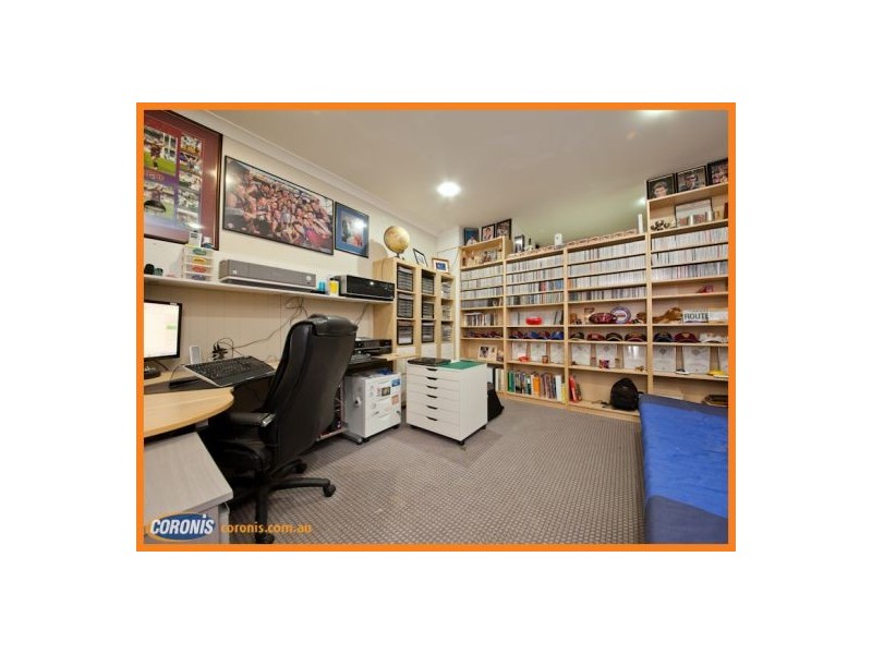 7 Woodroffe Street, Little Mountain QLD 4551