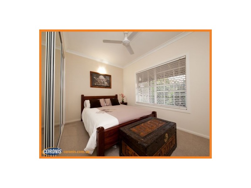 7 Woodroffe Street, Little Mountain QLD 4551