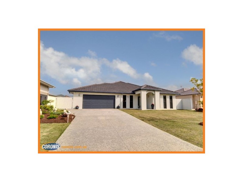 20 Whitehaven Way, Pelican Waters QLD 4551