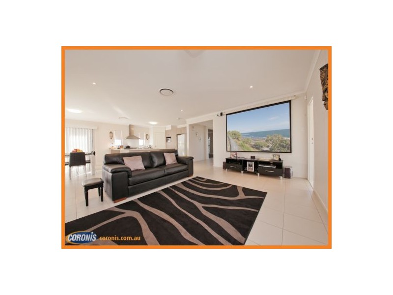 20 Whitehaven Way, Pelican Waters QLD 4551