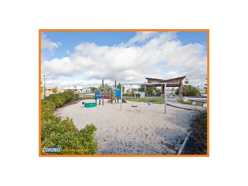 20 Whitehaven Way, Pelican Waters QLD 4551