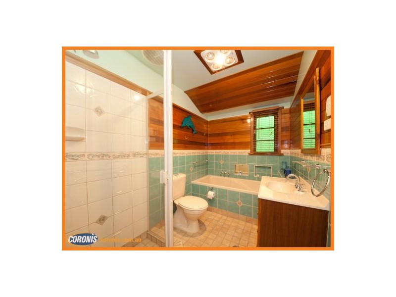 33 Crittenden Road, Glass House Mountains QLD 4518