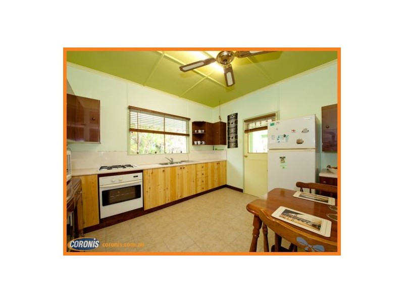33 Crittenden Road, Glass House Mountains QLD 4518