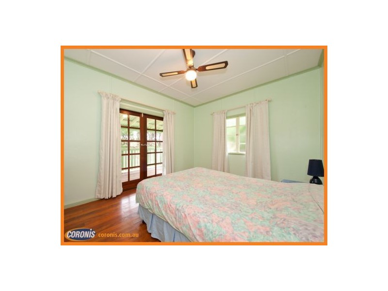 33 Crittenden Road, Glass House Mountains QLD 4518