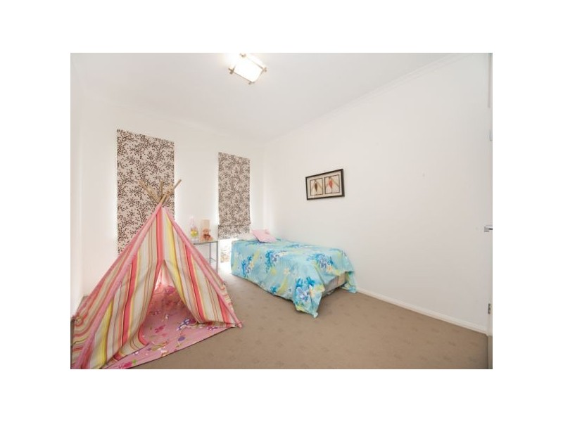 4 Columba Place, Pelican Waters QLD 4551