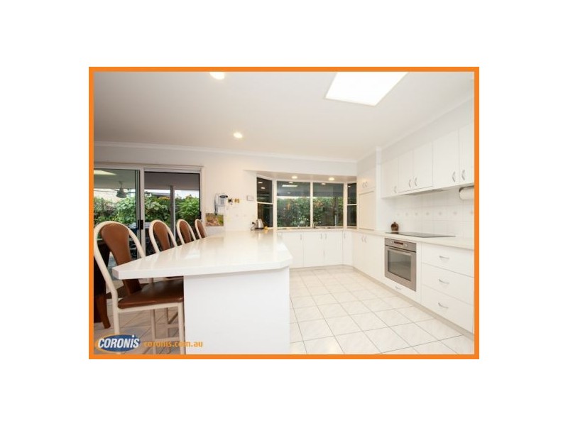 1 Araluen Close, Mountain Creek QLD 4557