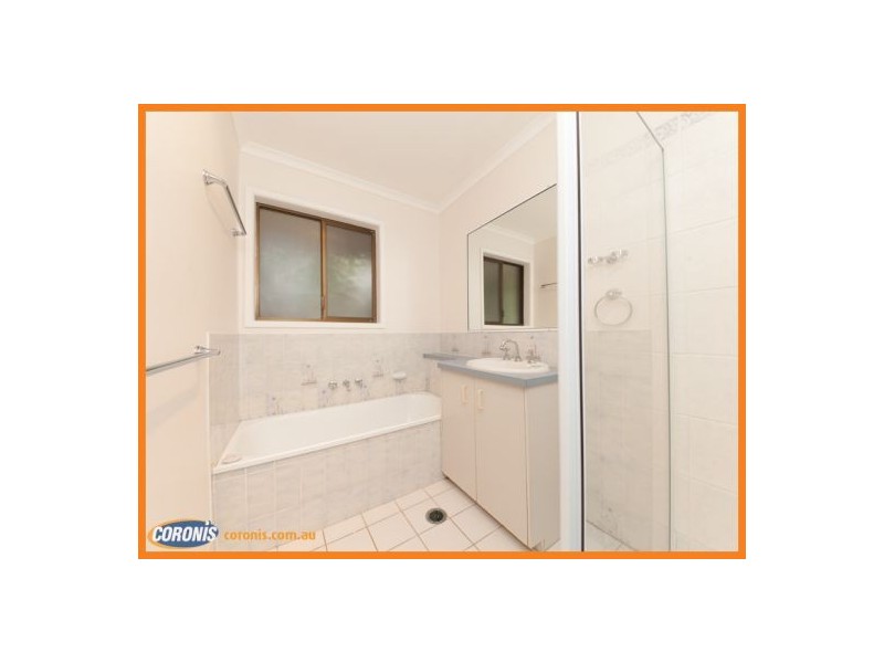 8 Bushlark Street, Aroona QLD 4551