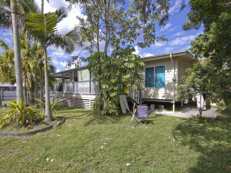 6a Montrose Street, Beerwah QLD 4519