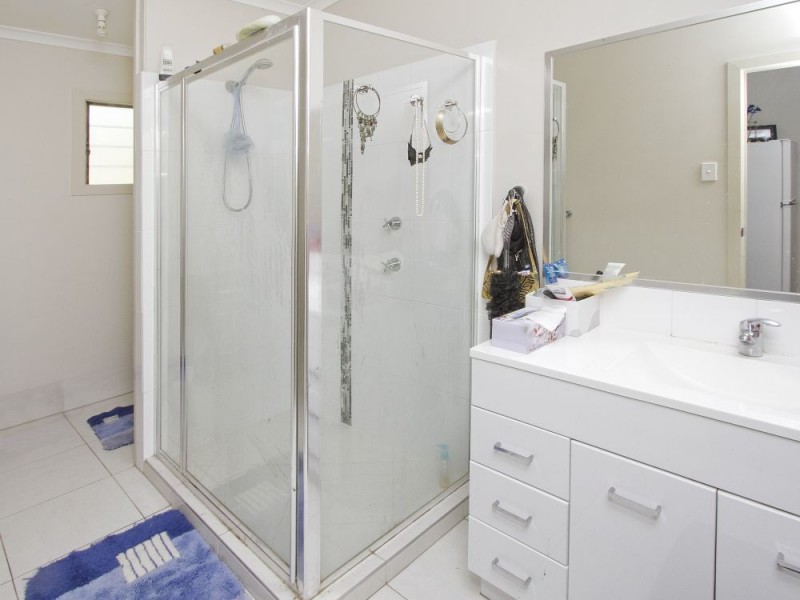 6a Montrose Street, Beerwah QLD 4519