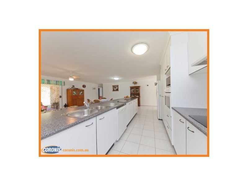 51 Newton Drive, Beerwah QLD 4519