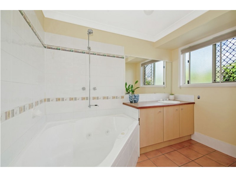 23 Springs Drive, Little Mountain QLD 4551