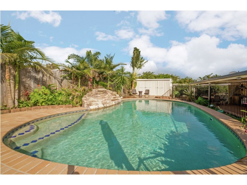 23 Springs Drive, Little Mountain QLD 4551