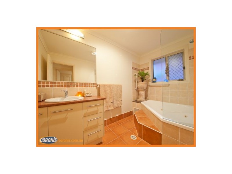 22 Buderim Glen Drive, Buderim QLD 4556