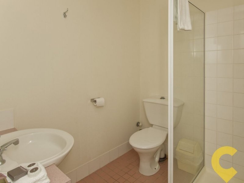 38/2 Landsborough Parade, Golden Beach QLD 4551