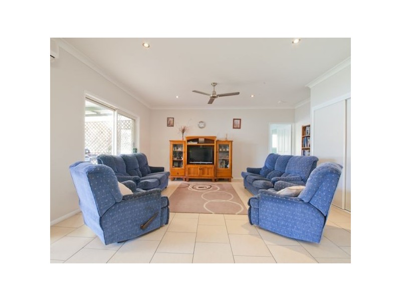 3 Tulloch Close, Little Mountain QLD 4551