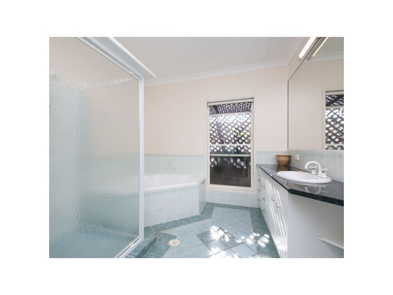3 Tulloch Close, Little Mountain QLD 4551