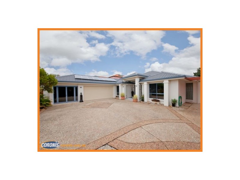 8 Midden Place, Pelican Waters QLD 4551