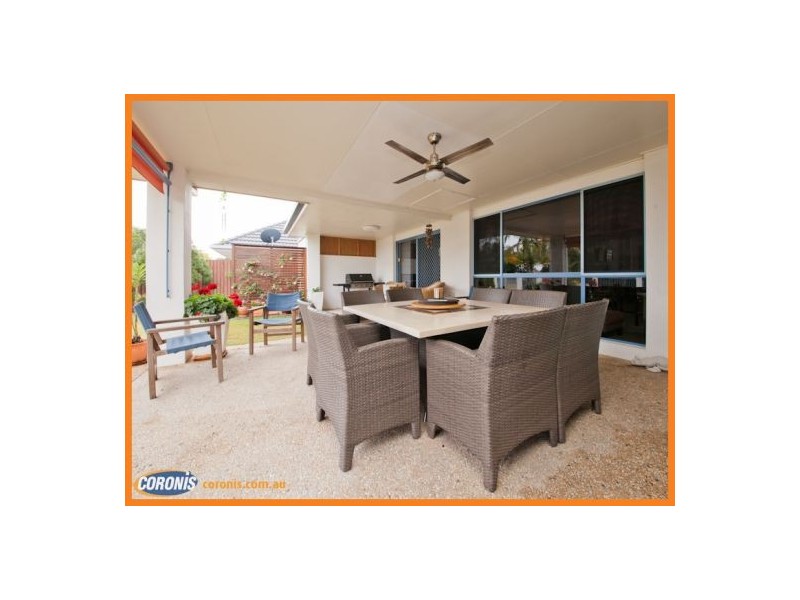 8 Midden Place, Pelican Waters QLD 4551