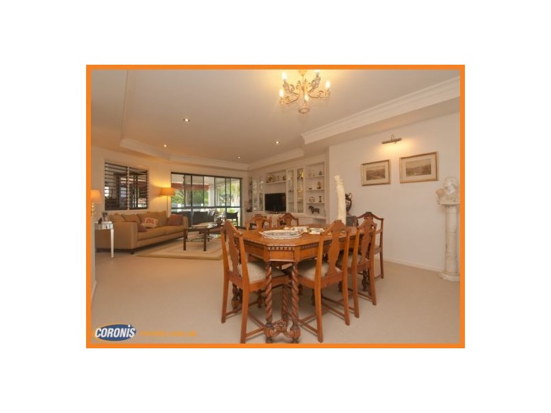 8 Midden Place, Pelican Waters QLD 4551
