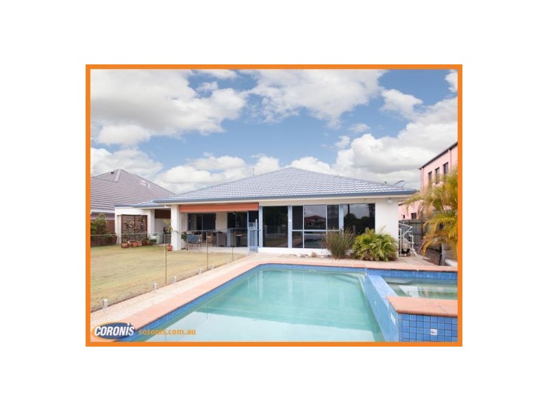 8 Midden Place, Pelican Waters QLD 4551