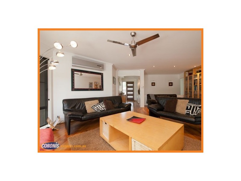 11 Midden Place, Pelican Waters QLD 4551