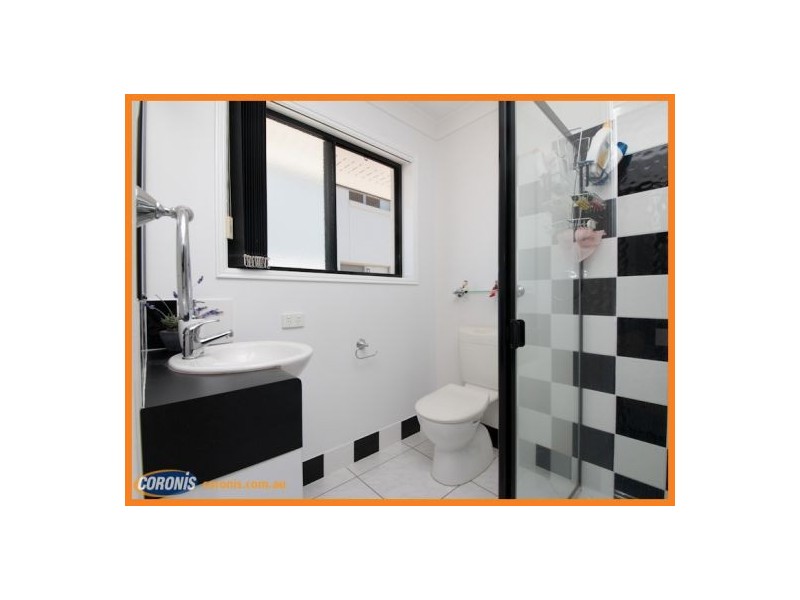 25 Somerset Lane, Little Mountain QLD 4551