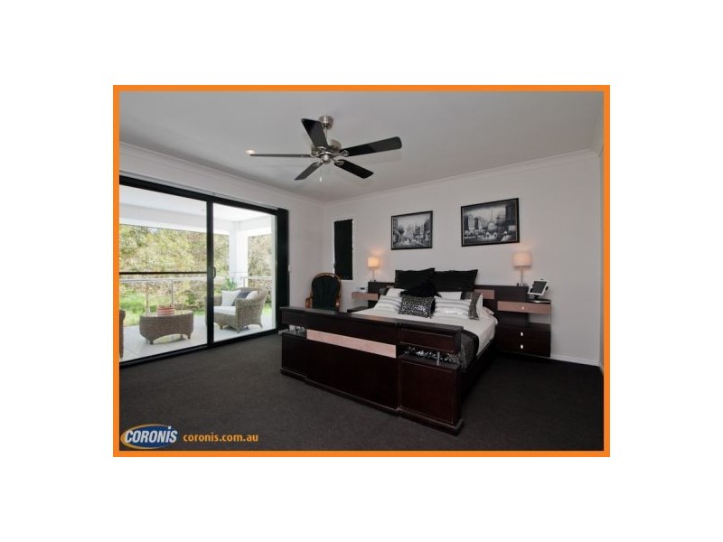 25 Somerset Lane, Little Mountain QLD 4551