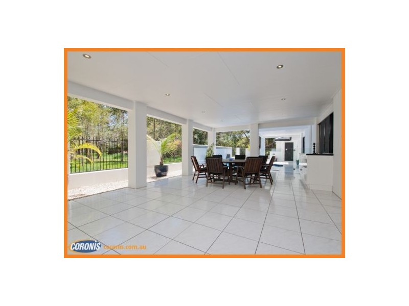 25 Somerset Lane, Little Mountain QLD 4551