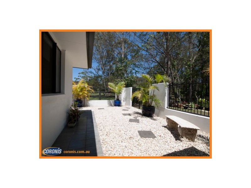 25 Somerset Lane, Little Mountain QLD 4551