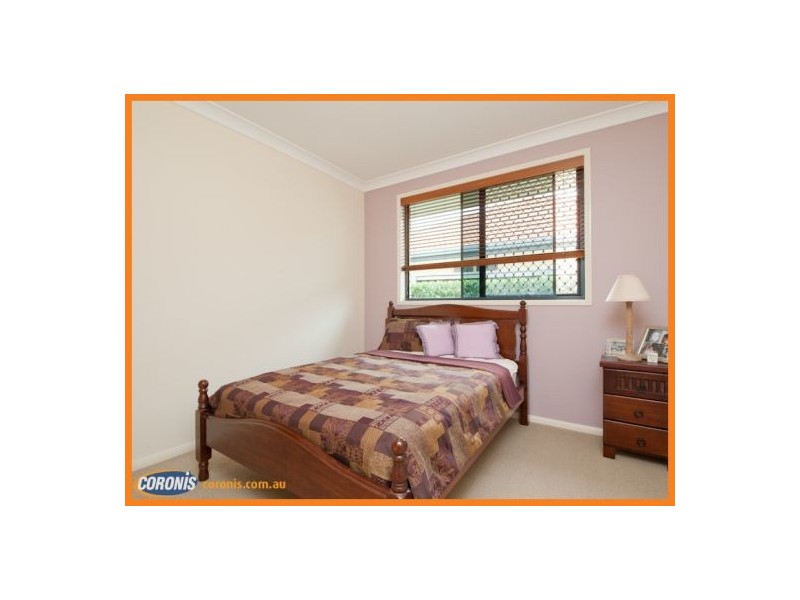 24 Sunbird Chase, Parrearra QLD 4575