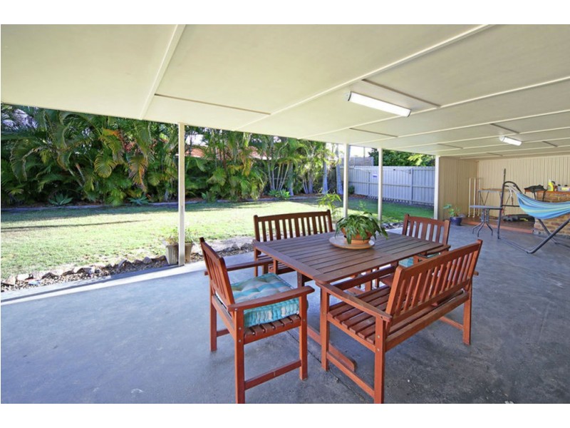 11 Avondale Place, Little Mountain QLD 4551