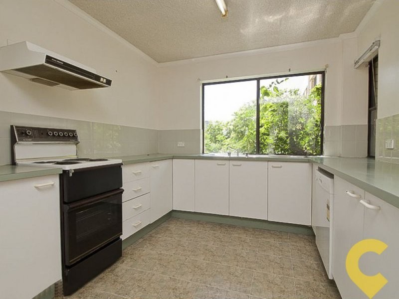 2/6 Sykes Avenue, Kings Beach QLD 4551
