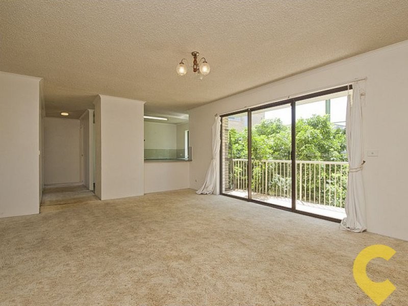 2/6 Sykes Avenue, Kings Beach QLD 4551