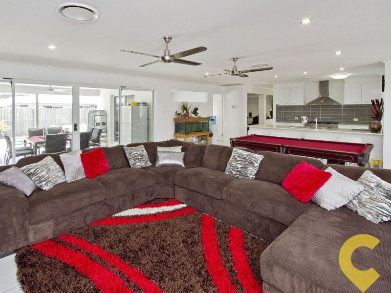11 Spoonbill Drive, Forest Glen QLD 4556