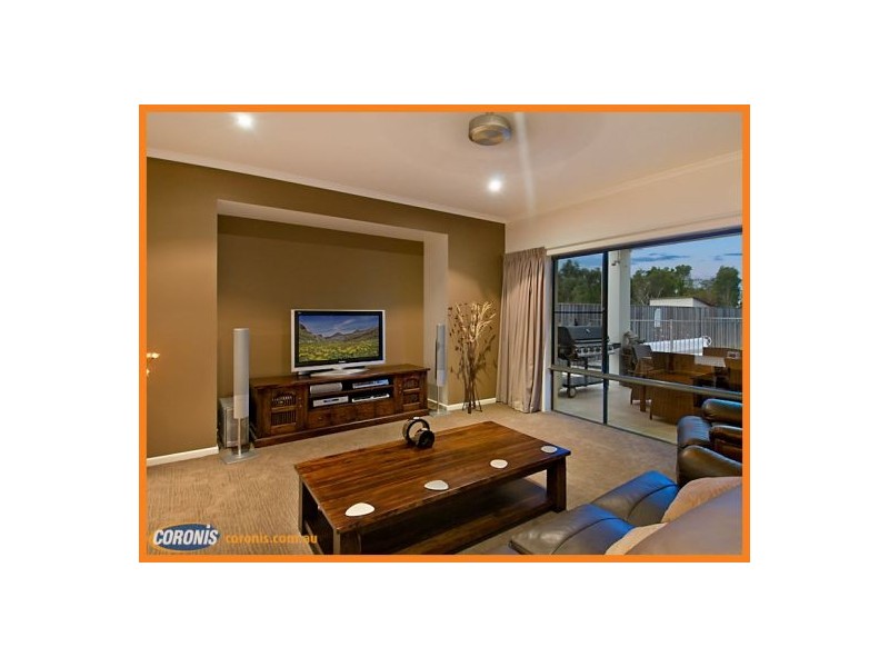 6 Francis Court, Pelican Waters QLD 4551