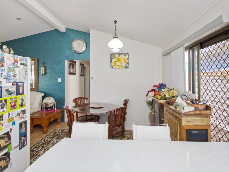 67 Nicklin Way, Warana QLD 4575